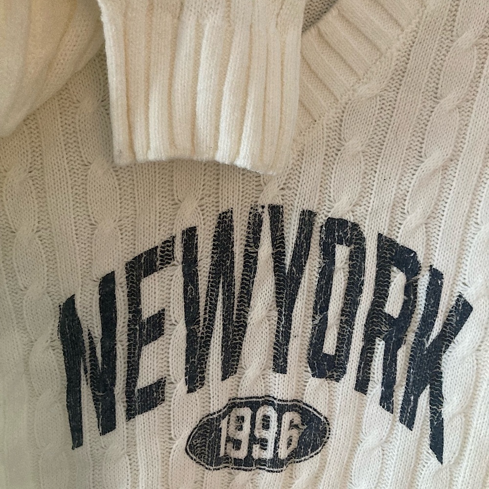 Cable New York Sweater